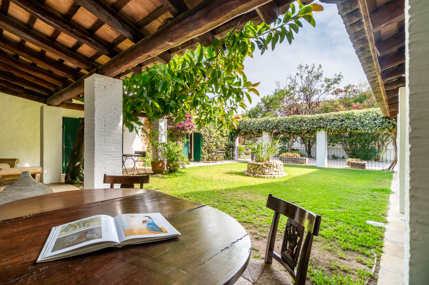 Furnished courtyard garden byEast Wing